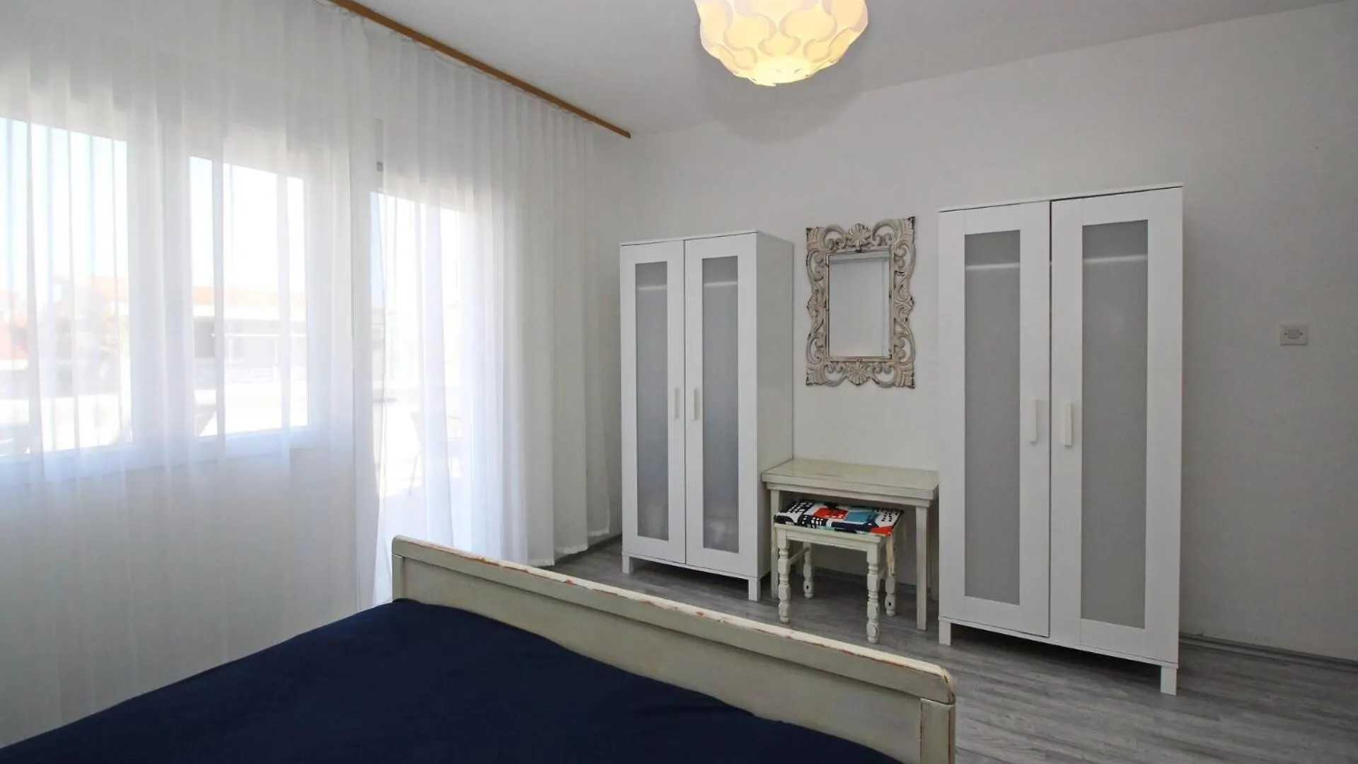 Apartments Rozanda Baska  Baska (Krk)
