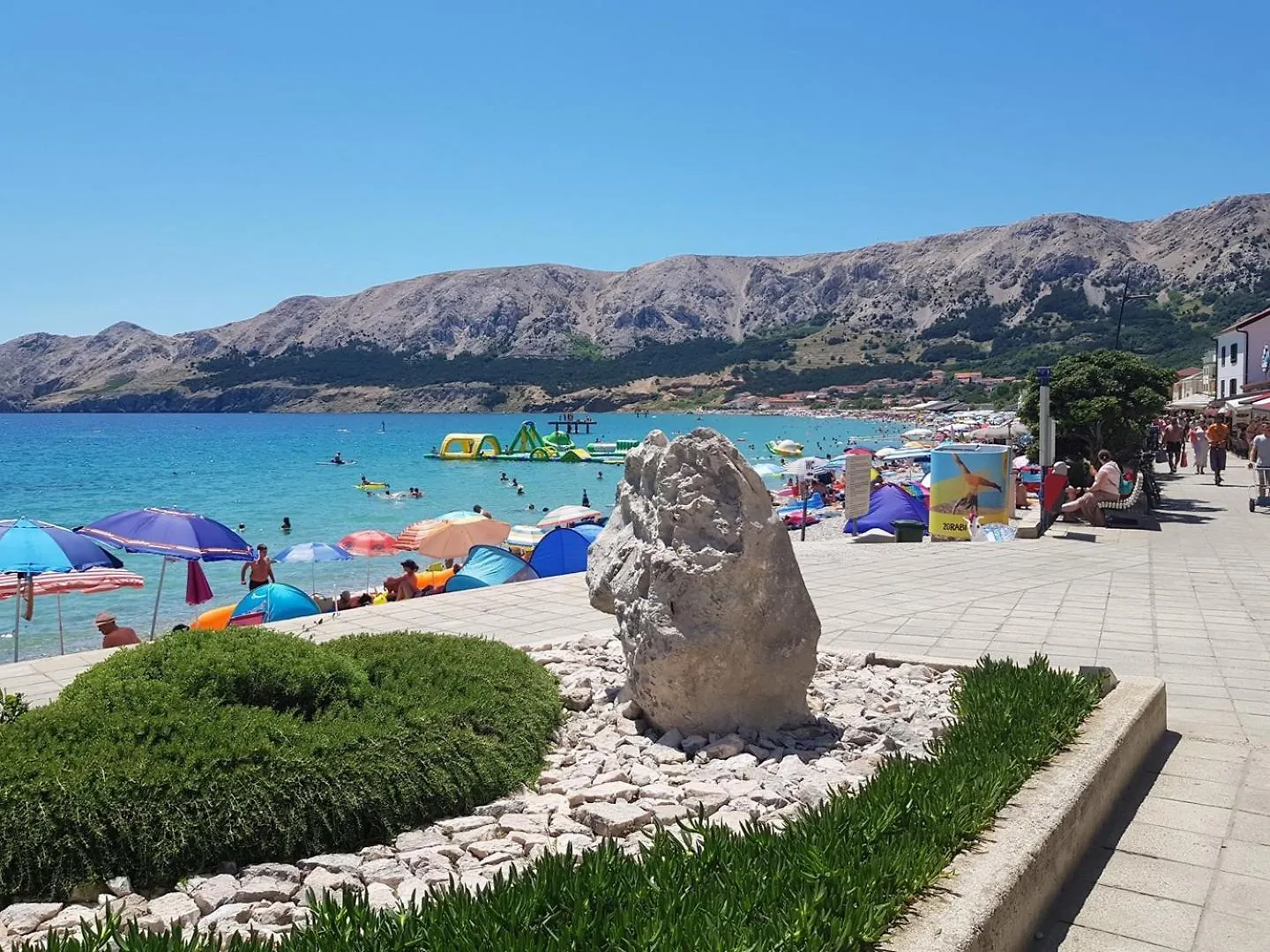 Apartments Rozanda Baska