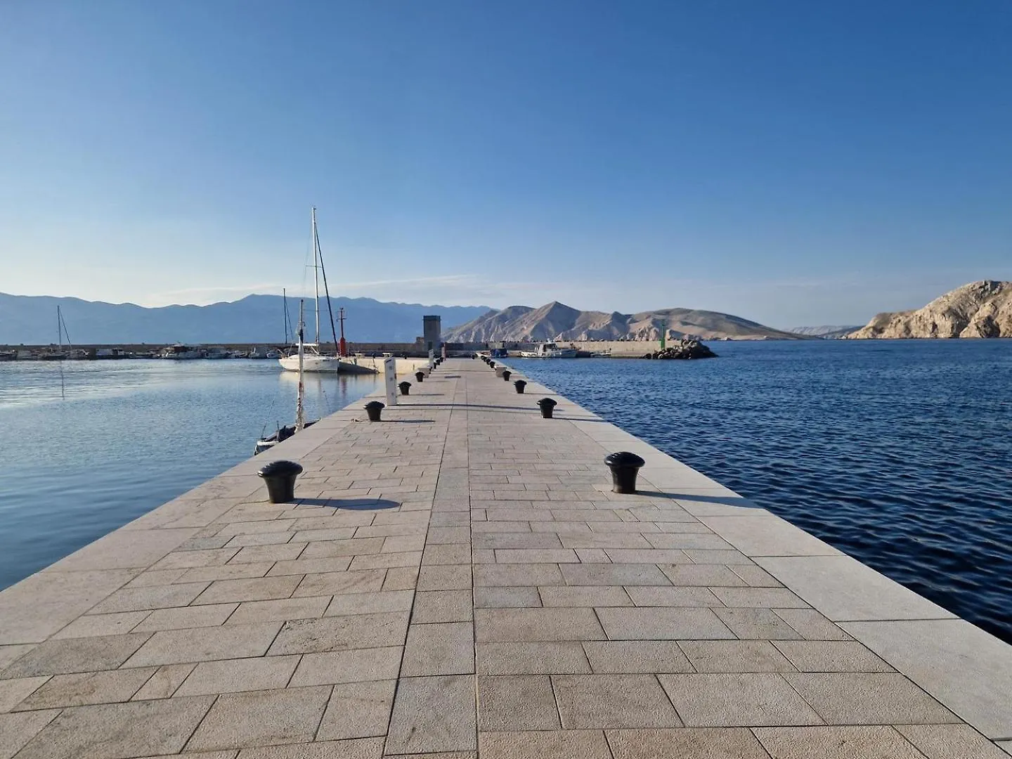 Guest house Apartments Rozanda Baska